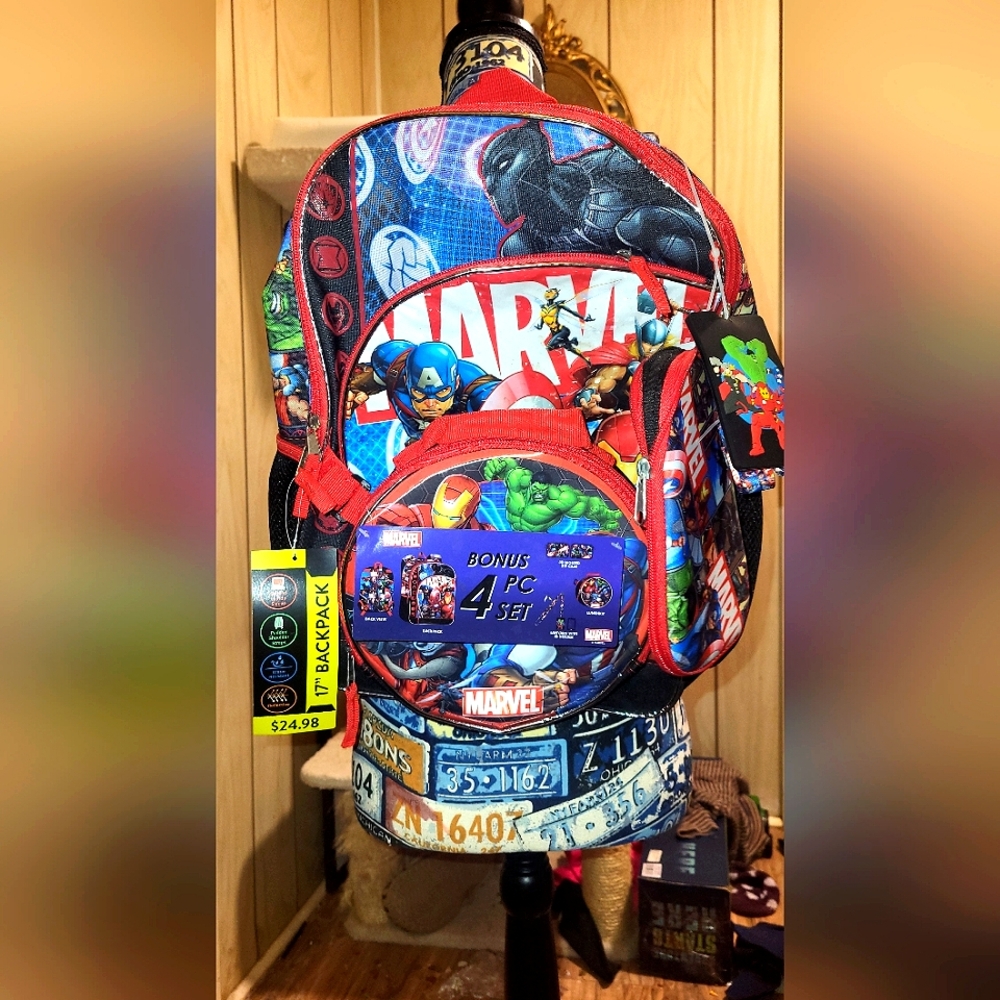 Marvel Superhero Backpack Set